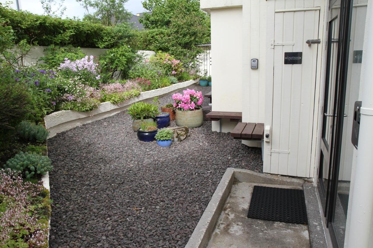 Cosy Apartment Near Beach, Marina & City Centre Tórshavn Exteriör bild