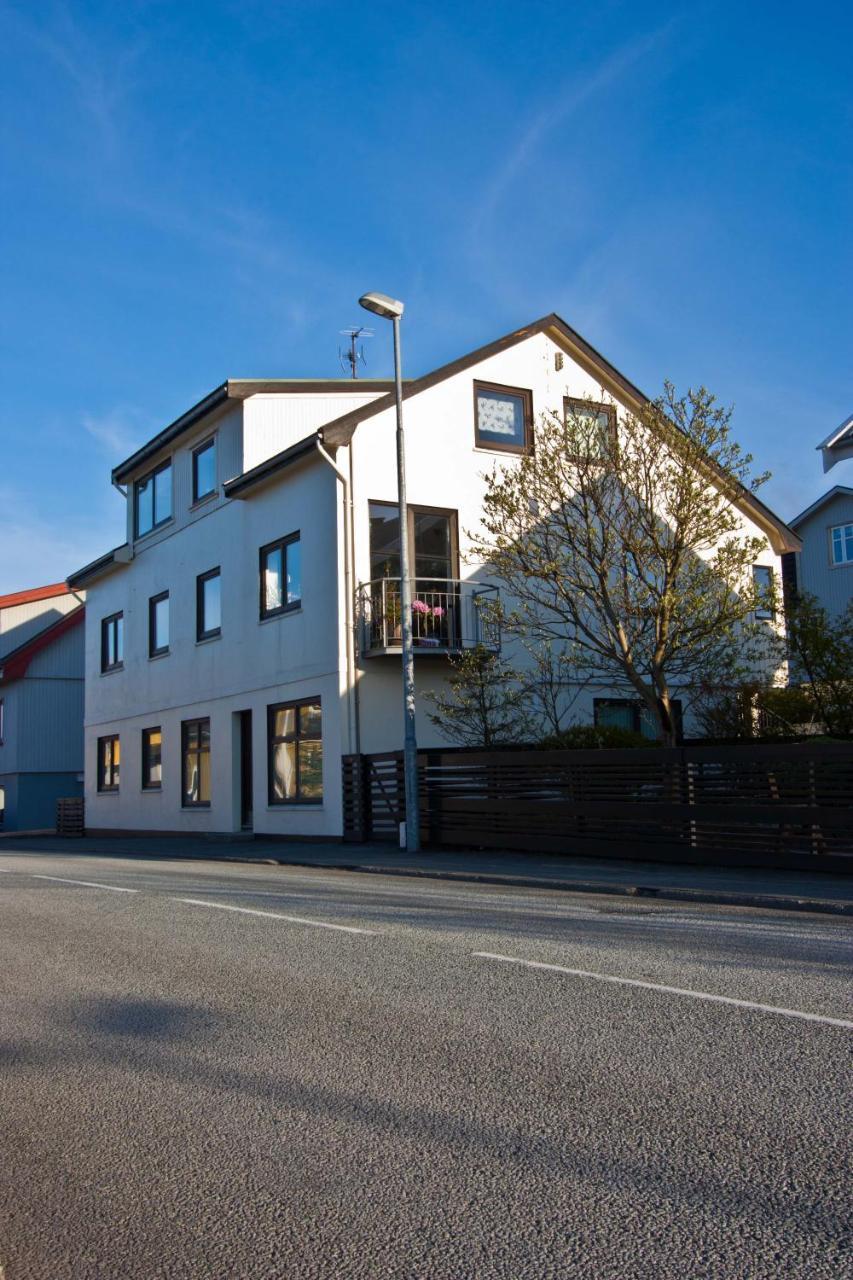 Cosy Apartment Near Beach, Marina & City Centre Tórshavn Exteriör bild